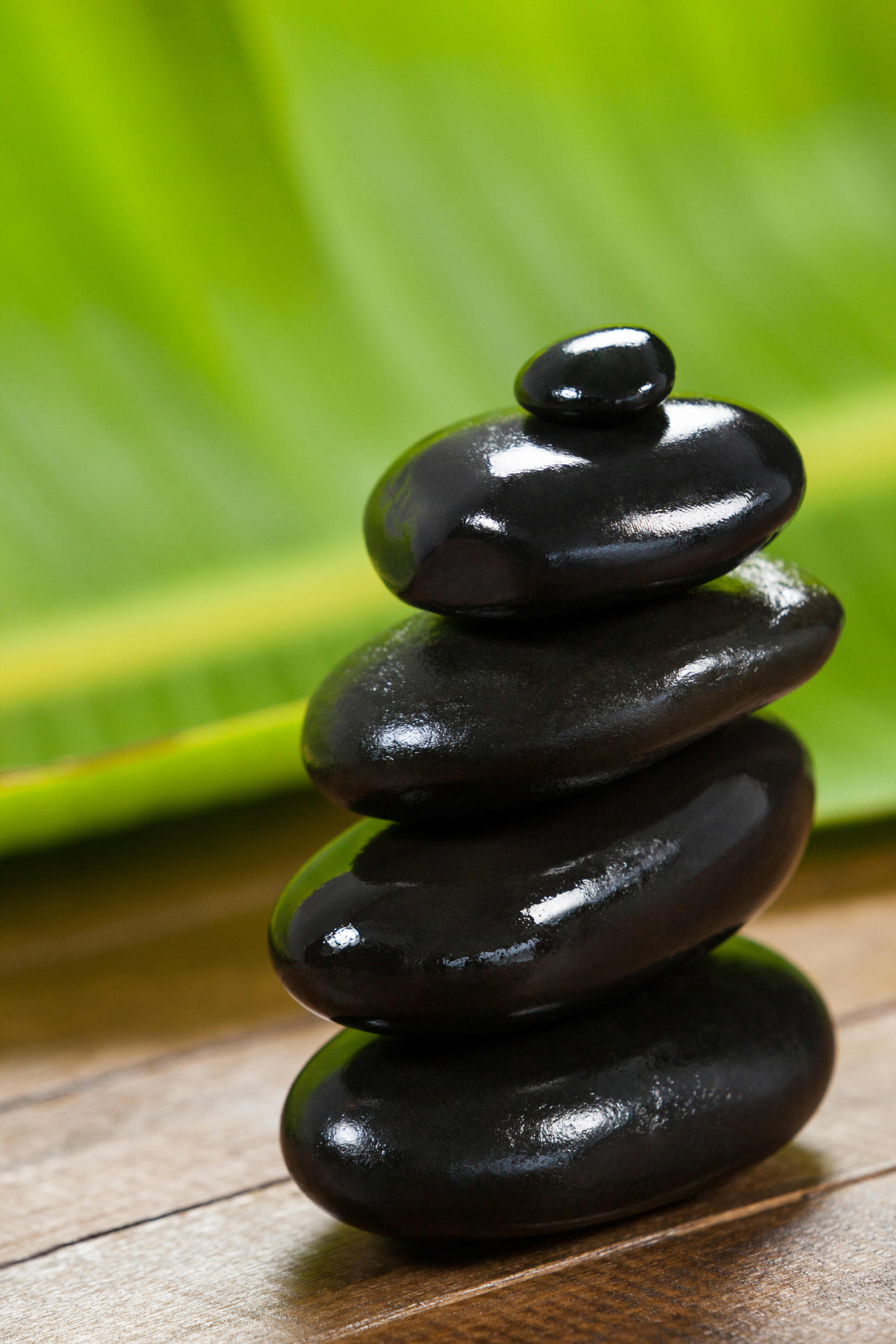 HOT STONE MASSAGE